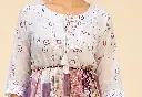 03_Neckline_Sleeve_Detail.webp